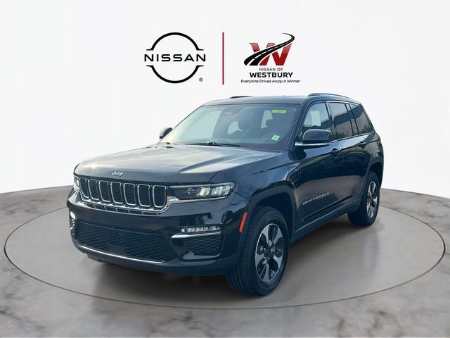 Used 2024 Jeep Grand Cherokee Limited 4xe AWD/4WD image 4