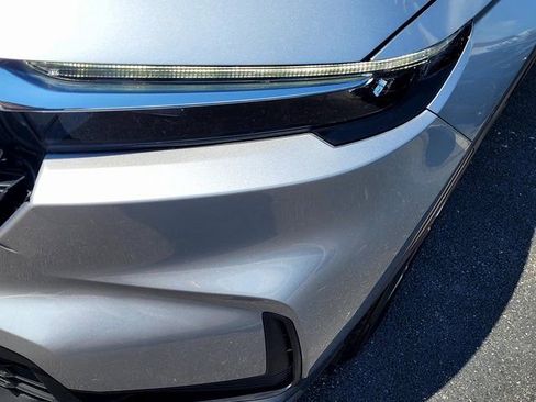 Used 2024 Honda CR-V LX image 11