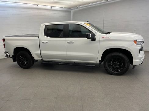 Used 2022 Chevrolet Silverado 1500 RST AWD/4WD image 8