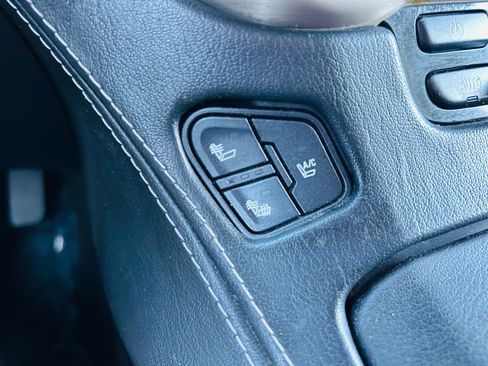 Used 2015 GMC Yukon XL Denali w/ Premium Package image 25