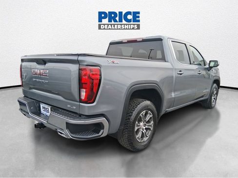 Used 2020 GMC Sierra 1500 SLE w/ SLE Value Package image 5
