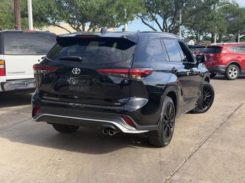 Used 2023 Toyota Highlander XSE image 5
