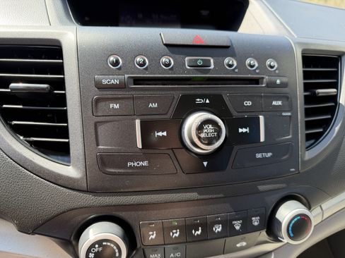 Used 2013 Honda CR-V LX image 11