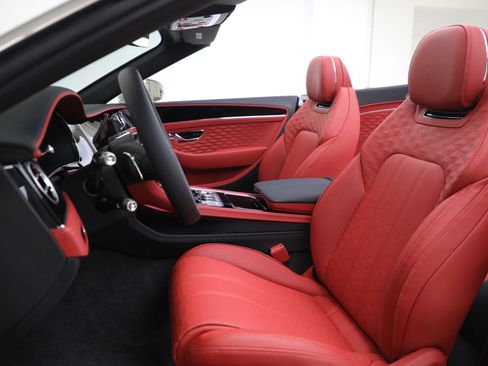 New 2025 Bentley Continental GT Speed image 30