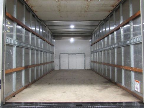 Used 2024 Ford E-350 and Econoline 350 Super Duty w/ Power Windows & Locks Group image 14