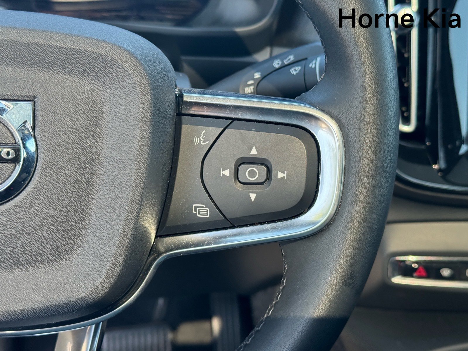Used 2023 Volvo C40 P8 Recharge Ultimate AWD/4WD image 19