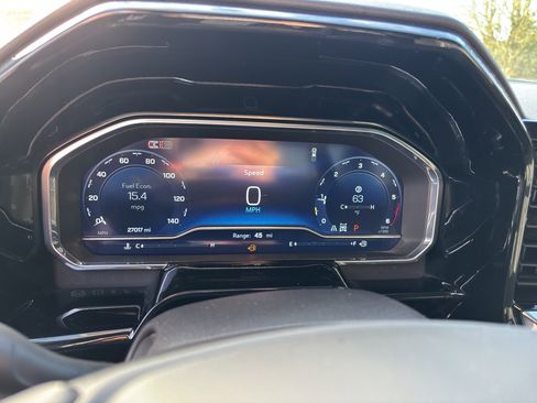 Used 2024 Chevrolet Silverado 1500 LT Trail Boss w/ Convenience Package II image 6