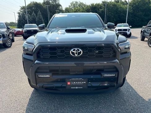 Certified 2025 Toyota 4Runner TRD Sport AWD/4WD image 4