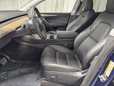 Used 2023 Tesla Model Y AWD image 15