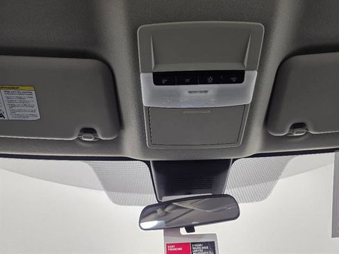 Used 2024 Nissan Sentra SR FWD image 33