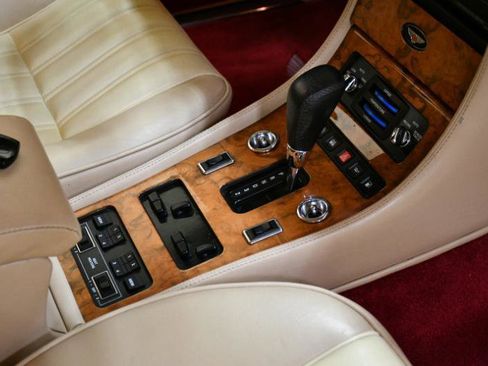 Used 1998 Bentley Brooklands Long Wheelbase RWD image 79