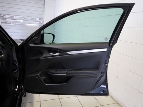 Used 2020 Honda Civic Sport image 27