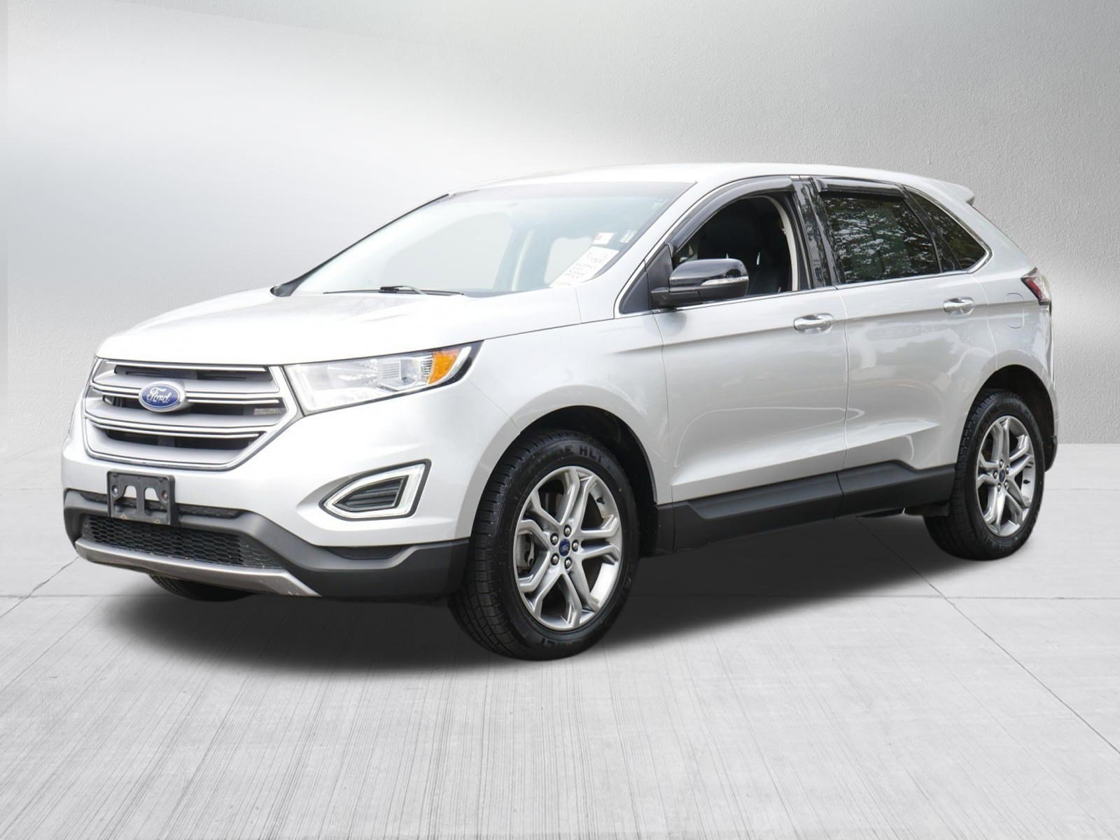 Used 2016 Ford Edge Titanium AWD/4WD image 3