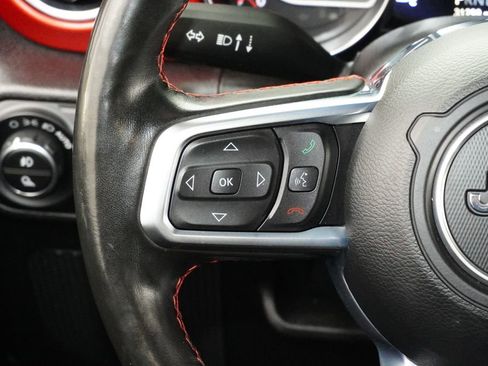 Used 2020 Jeep Gladiator Rubicon AWD/4WD image 23