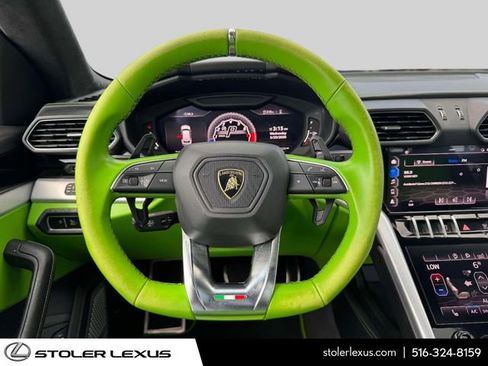Used 2020 Lamborghini Urus AWD/4WD image 17