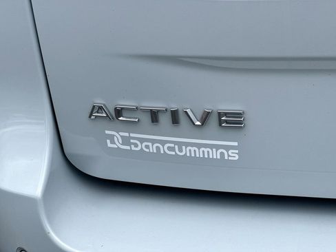 Used 2025 Ford Expedition Active image 27