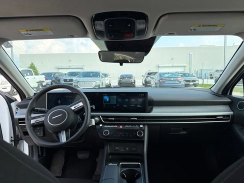 Used 2025 Hyundai Sonata SEL FWD image 11