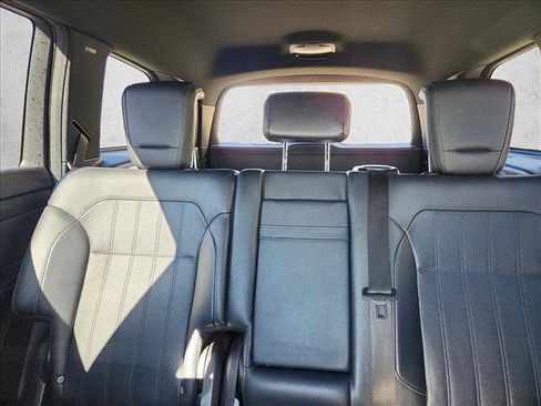 Used 2017 Mercedes-Benz GLS 450 4MATIC image 14