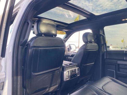 Used 2020 Ford F150 Platinum w/ Equipment Group 701A Luxury image 22