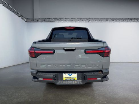 Used 2022 Hyundai Santa Cruz SEL w/ Cargo Package image 6