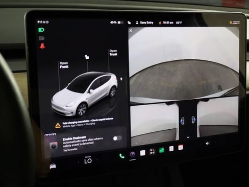 Used 2023 Tesla Model Y AWD image 39