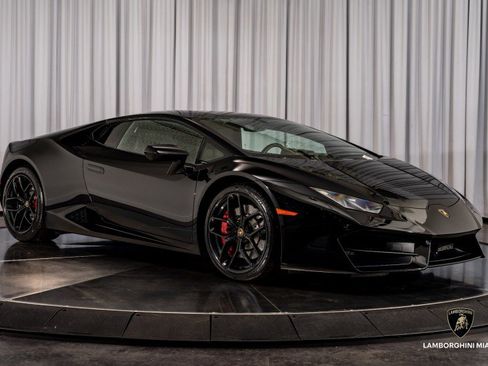 Used 2018 Lamborghini Huracan LP 580-2 image 25