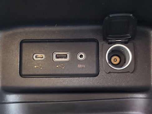 Certified 2022 Chevrolet Equinox LS image 33