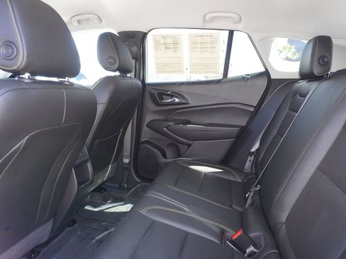 Used 2026 Chevrolet Trax ACTIV w/ Driver Confidence Package FWD image 8