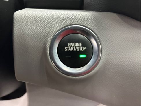 Used 2022 GMC Terrain SLT image 30