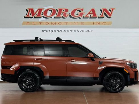 Used 2025 Hyundai Santa Fe Calligraphy image 2