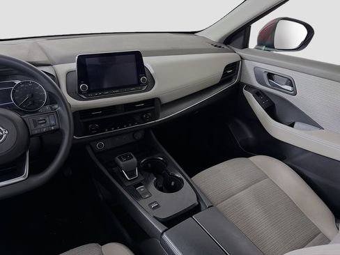 Used 2023 Nissan Rogue SV FWD image 25