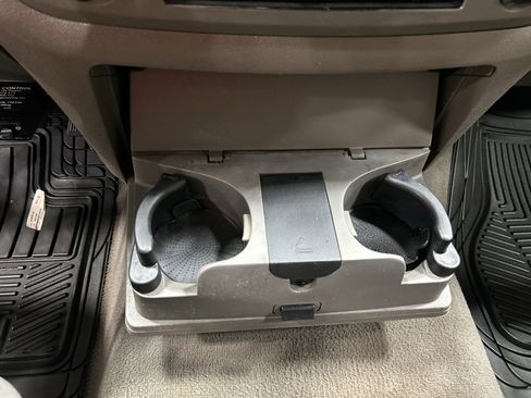 Used 2007 Dodge Ram 1500 Truck SLT w/ Quad Cab Big Horn Value Group image 16