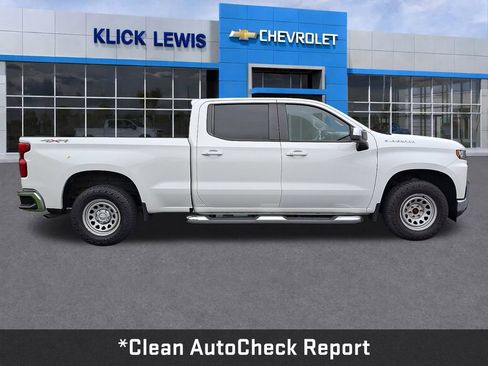 Used 2019 Chevrolet Silverado 1500 LT w/ Convenience Package AWD/4WD image 9