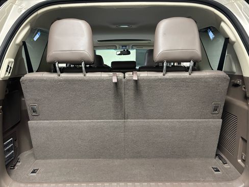 Used 2015 Lexus GX 460 Luxury w/ Preferred Accessory Package image 20