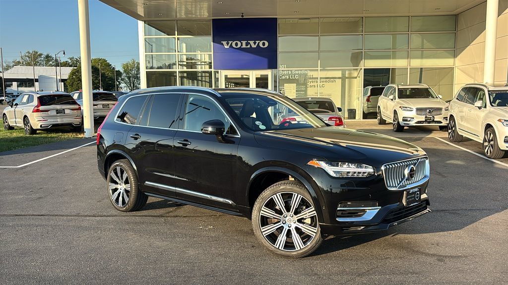 Certified 2023 Volvo XC90 T8 Plus w/ Protection Package Premier AWD/4WD image 2