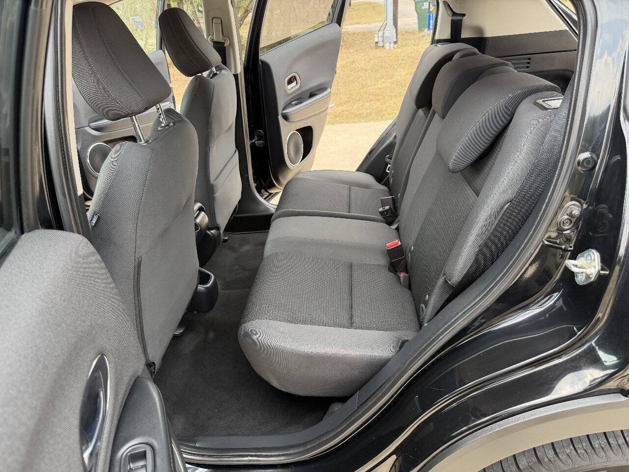 Used 2021 Honda HR-V EX image 19