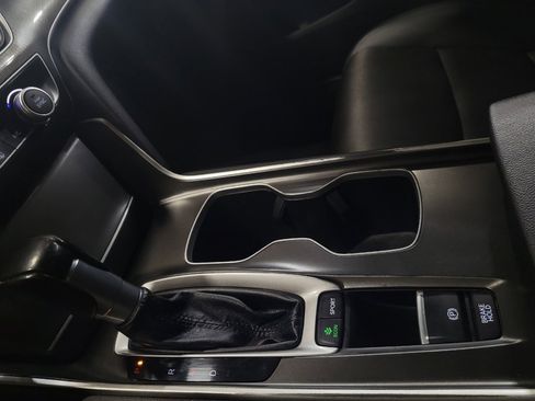 Used 2019 Honda Accord Sport image 26