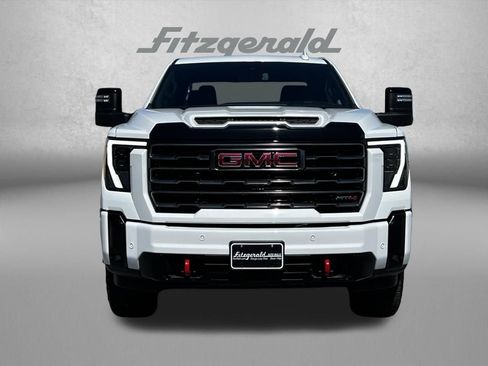 Used 2025 GMC Sierra 2500 AT4 AWD/4WD image 5