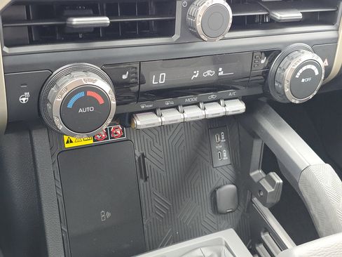 New 2026 Toyota Tacoma TRD Off-Road AWD/4WD image 21