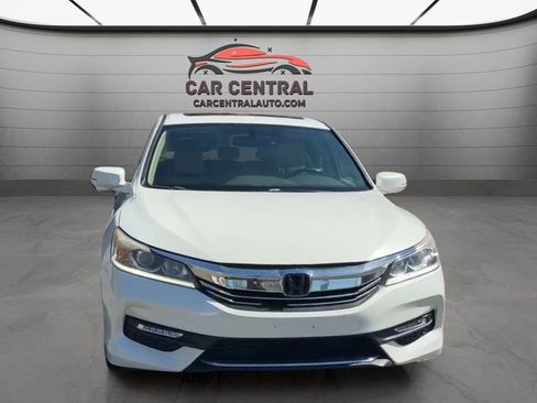 Used 2017 Honda Accord EX-L image 8