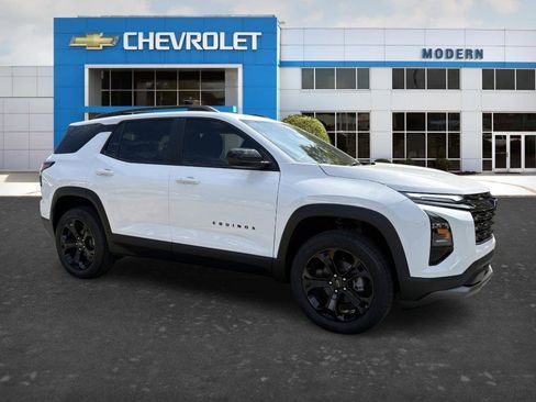 New 2026 Chevrolet Equinox LT w/ Midnight Edition FWD image 6