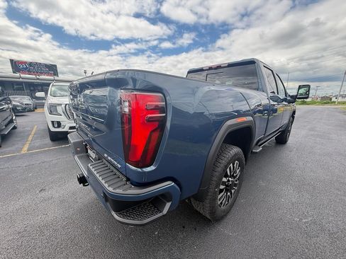 Used 2026 GMC Sierra 2500 Denali Ultimate w/ Max Trailering Package AWD/4WD image 3