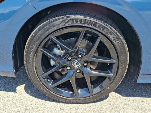 Used 2025 Honda Civic Sport image 8
