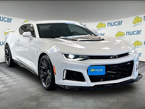 Used 2018 Chevrolet Camaro ZL1 RWD image 1