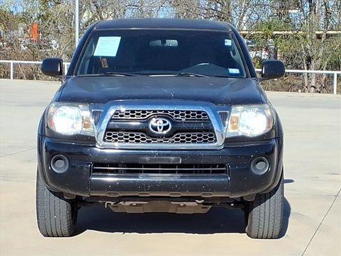 Used 2011 Toyota Tacoma PreRunner image 4