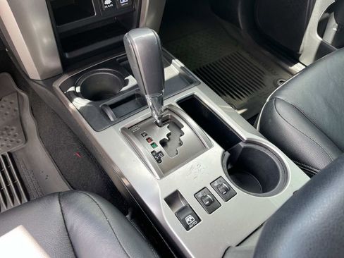 Used 2022 Toyota 4Runner SR5 image 32