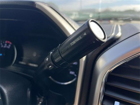 Used 2018 Ford F250 Lariat w/ Lariat Value Package image 26