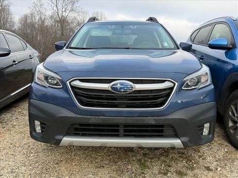 Used 2022 Subaru Outback Limited image 6