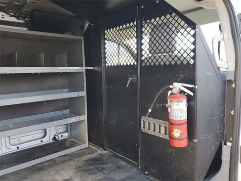 Used 2015 Ford Transit 250 130 Low Roof image 13