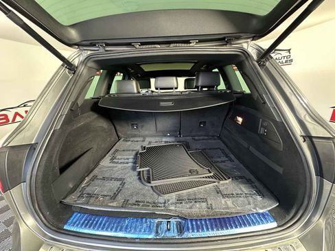 Used 2017 Volkswagen Touareg Wolfsburg Edition image 19